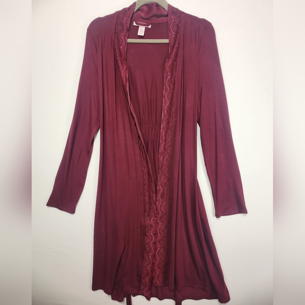A Pea in the Pod Maternity Maroon Lace Accent Robe Size M - Picture 2 of 7